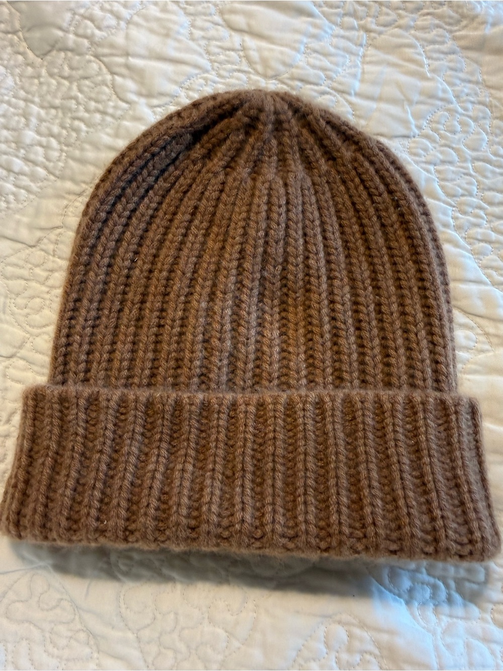 HURRAY CASHMERE Ribbed Knit Beanie Womens Camel
